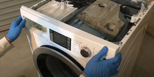 Ремонт стиральных машин Whirlpool в Новом Уренгое – сервис от Мастер24, цены от 2080 руб
