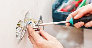 Электромонтажные работы в Новом Уренгое от Мастер24 — электромонтаж под ключ, цены от 1664 руб., заказать услуги